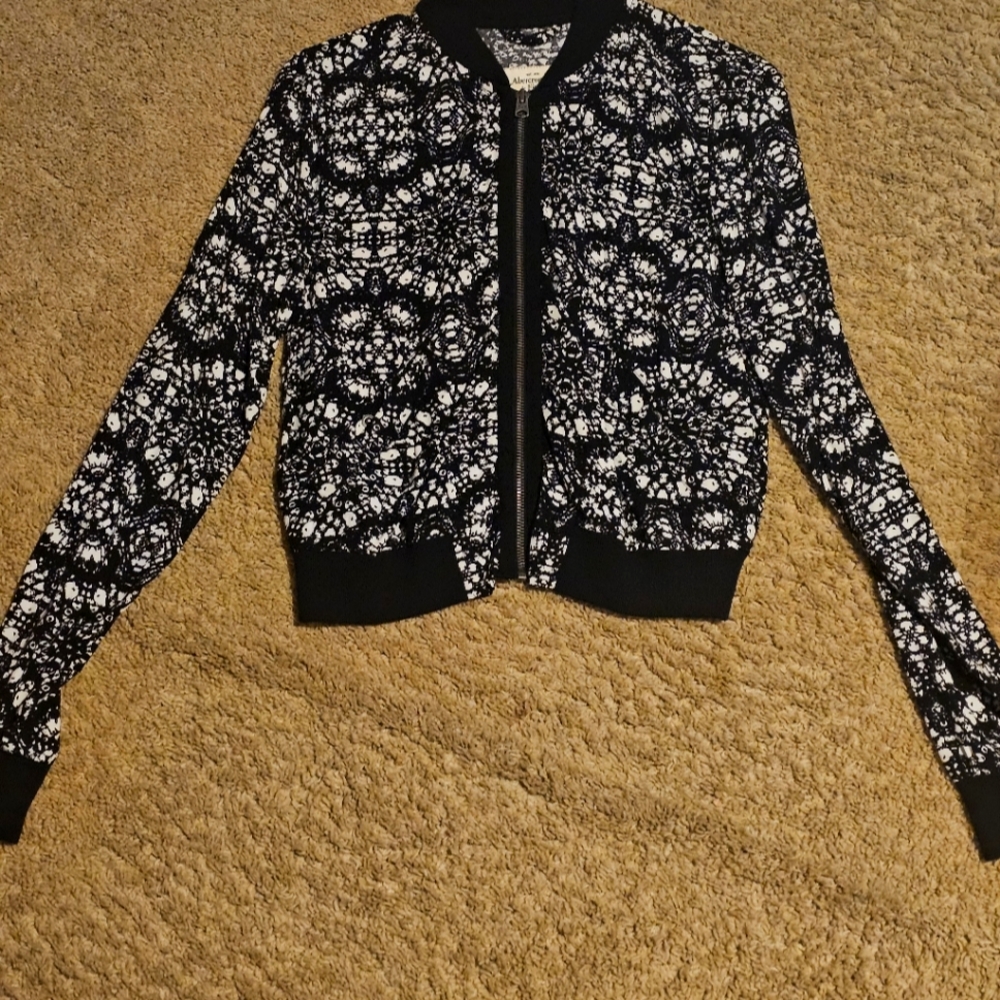NWT Abercrombie & Fitch Zip Up Light Bomber Jacket